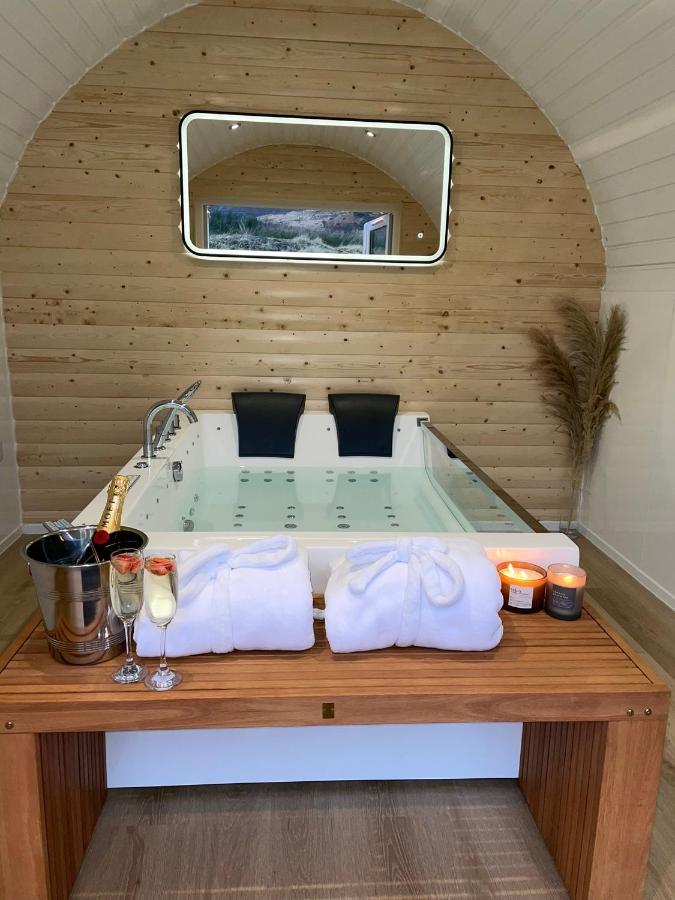 Apex Studio Pod & Jacuzzi Bath ฟอร์ตวิลเลียม ภายนอก รูปภาพ